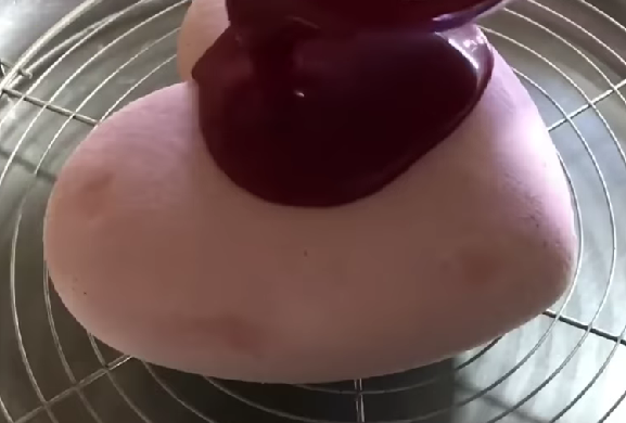 سكس انجي خوري توصف شكل كسها على عل الهواء Lait Concentré très