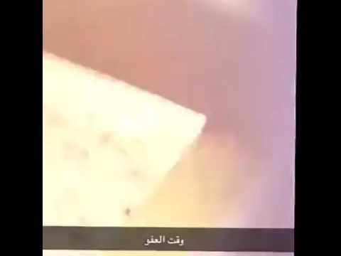 لحظة العغو     شيخ يعفو بساحة القصاص  عن قاتل ابنه