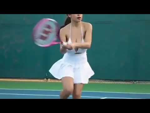 Show Breast .. Tennis – Sexy Woman- اروع لاعبة تنس حاجة فوق الخيال