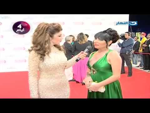 فستان الممثله زهرة الخرجي مكشوف  الصدر مهرجان ابو ظبي السينمائي